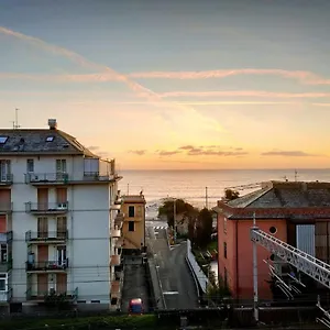 Appartamento La Casa Di Viky In Centro, Vista Mare 100m Dalla Spiaggia, Sestri Levante