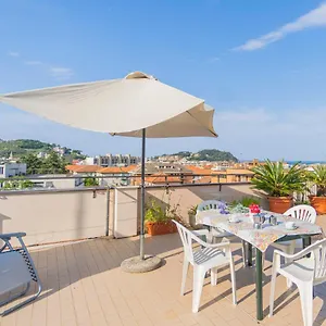 Appartamento 124 - Casa Con Terrazza Sestri- 15minuti A Piedi Dal Centro, Sestri Levante